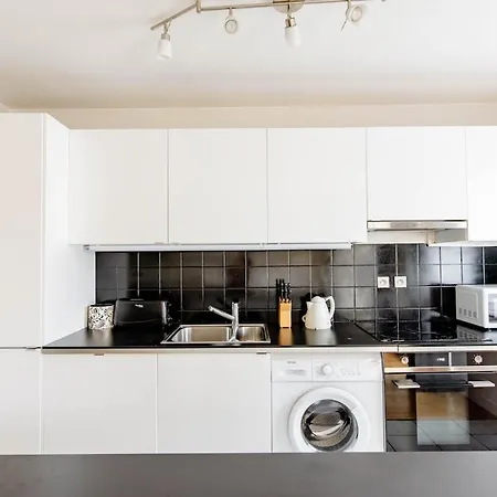 8 Beautiful, Bright And Quiet *