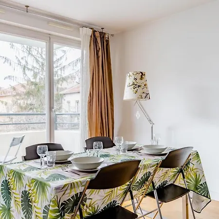 Appartamento 8 Beautiful, Bright And Quiet Lione
